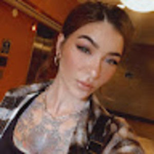 Meet your Posher, Angelina